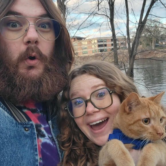 Meet your Posher, Julia - Picture 3 of 16